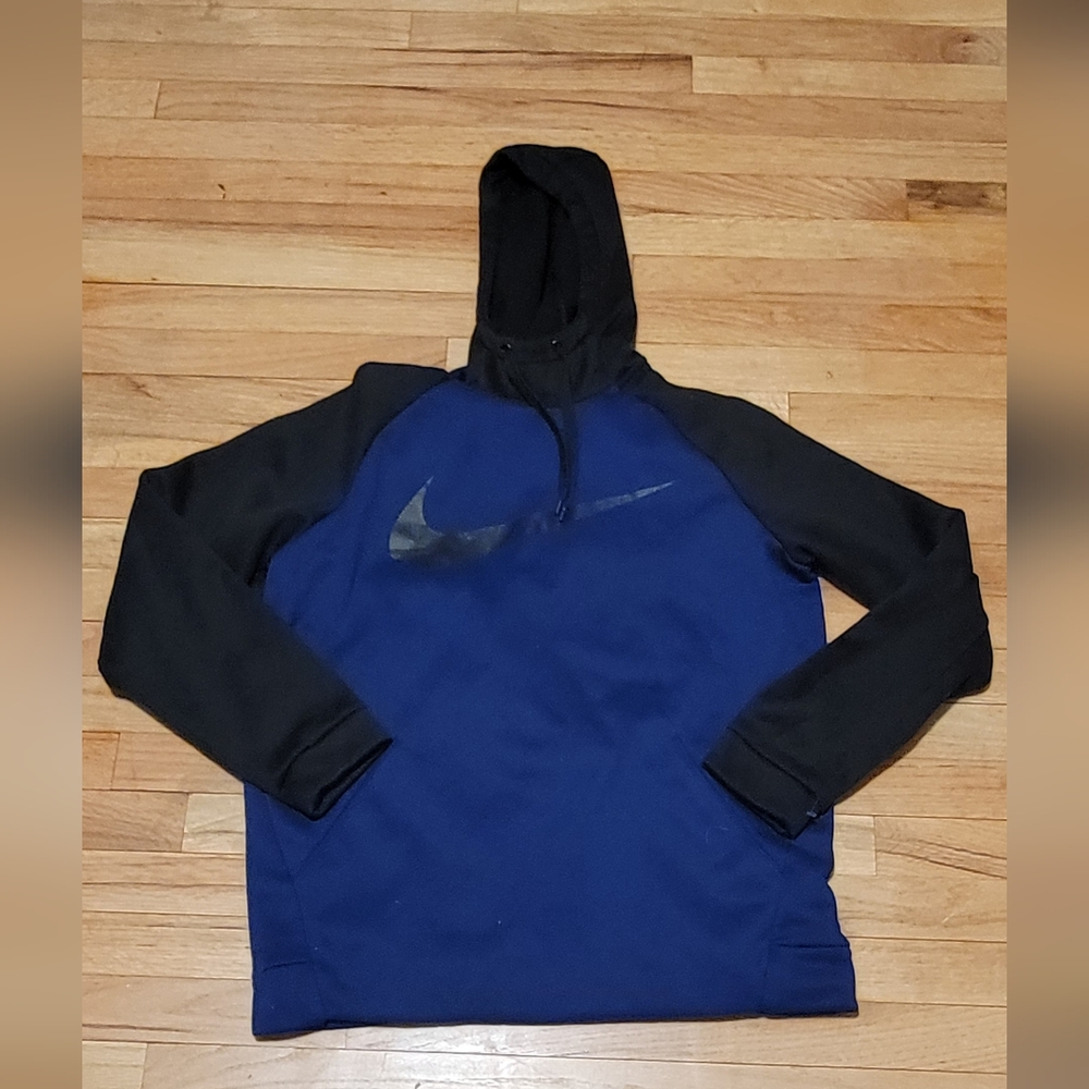 Blue and Black Nike Sweatshirt Size L